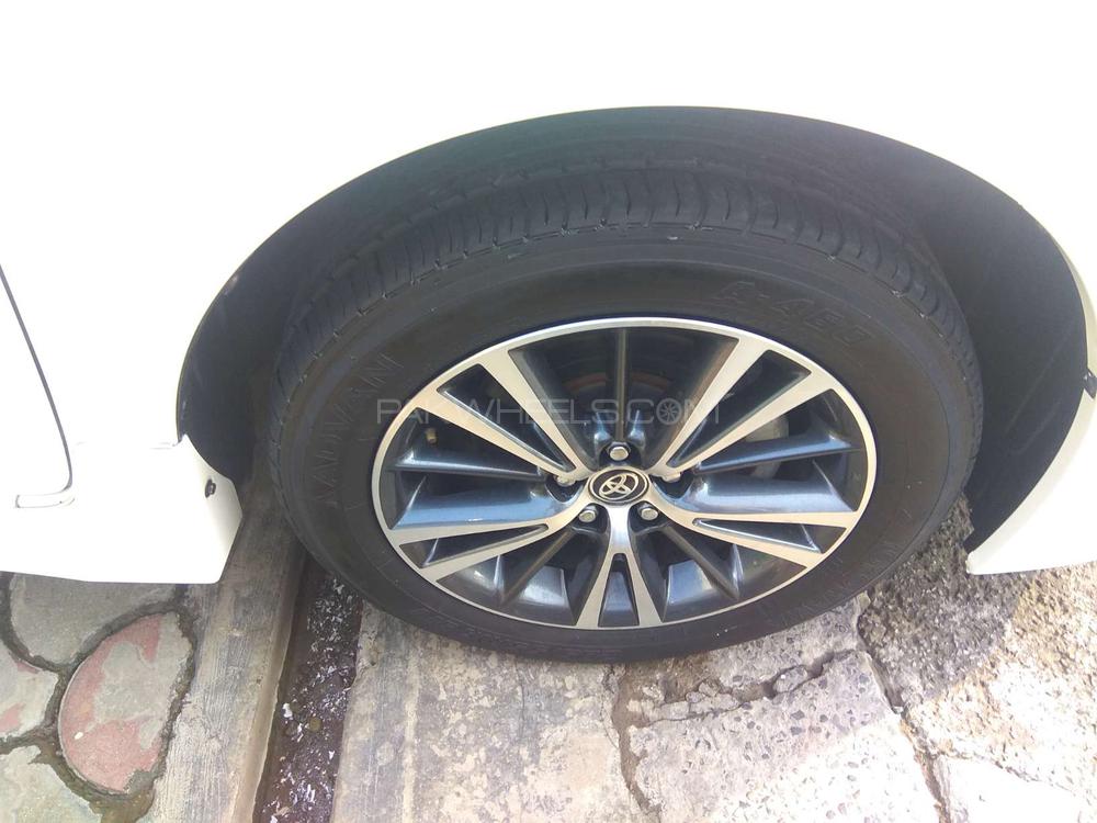 Toyota Corolla 2019 for Sale in Lahore Toyota Corolla 2019 for Sale in Lahore Image-4