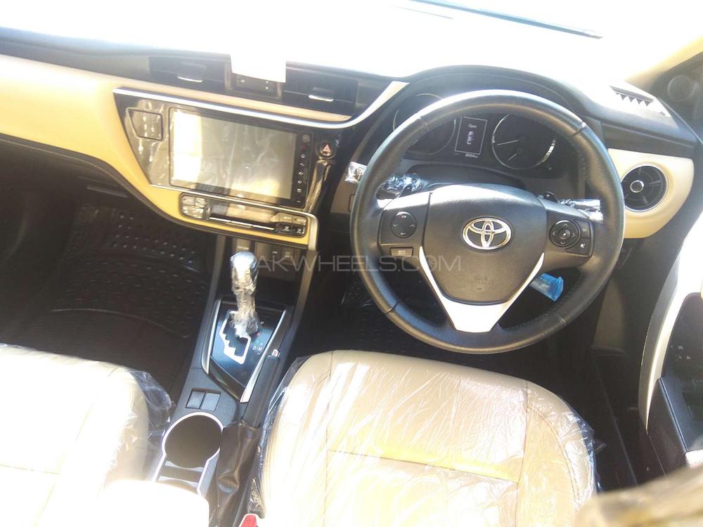 Toyota Corolla 2019 for Sale in Lahore Toyota Corolla 2019 for Sale in Lahore Image-12