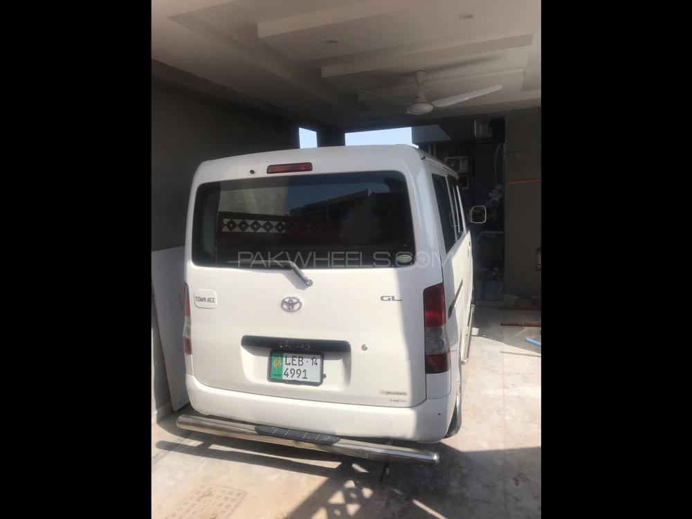 Toyota Town Ace 2014 for Sale in Rawalpindi Toyota Town Ace 2014 for Sale in Rawalpindi Image-4