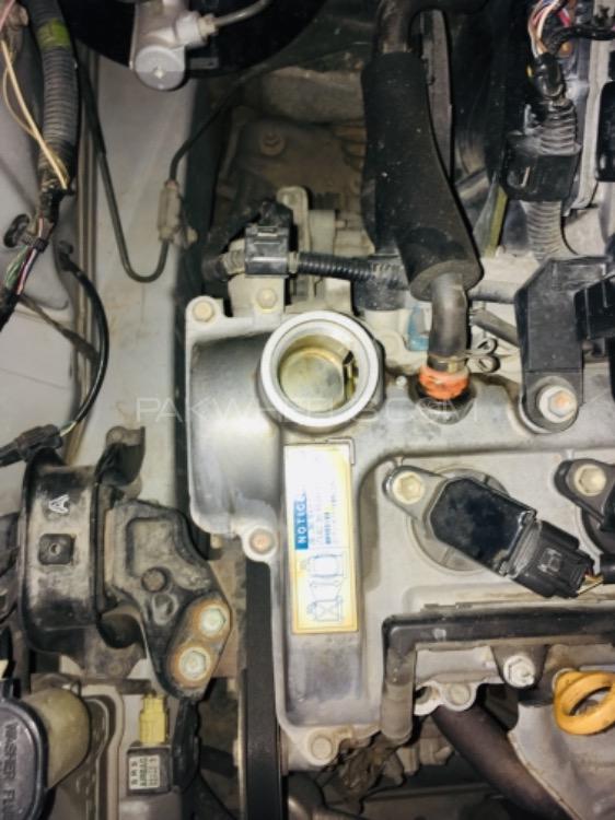 Toyota Vitz 2000 for Sale in Peshawar Toyota Vitz 2000 for Sale in Peshawar Image-2