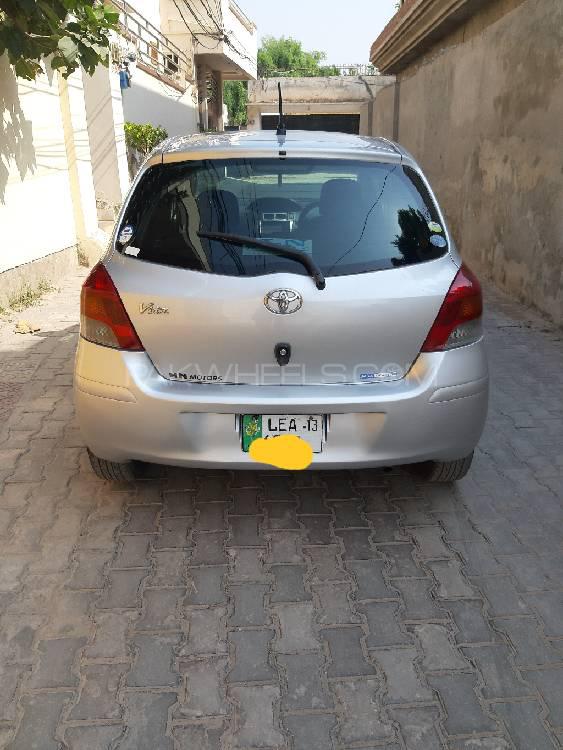 Toyota Vitz 2009 for Sale in Multan Image-1