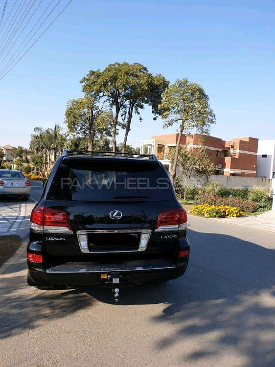 Lexus LX Series 2013 for Sale in Lahore Lexus LX Series 2013 for Sale in Lahore Image-11