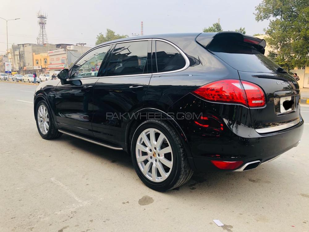 Porsche Cayenne 2013 for Sale in Lahore Porsche Cayenne 2013 for Sale in Lahore Image-10