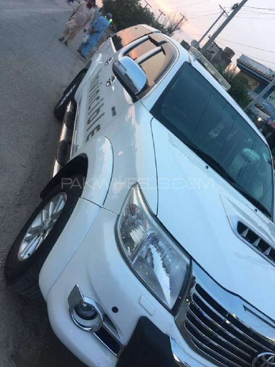 ٹویوٹا ہائیلکس 2014 for Sale in منڈی بہاؤ الدین ٹویوٹا ہائیلکس 2014 for Sale in منڈی بہاؤ الدین Image-2