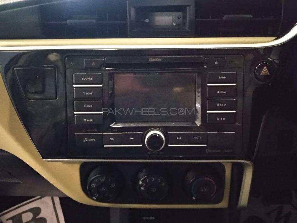 Toyota Corolla 2017 for Sale in Karachi Toyota Corolla 2017 for Sale in Karachi Image-5