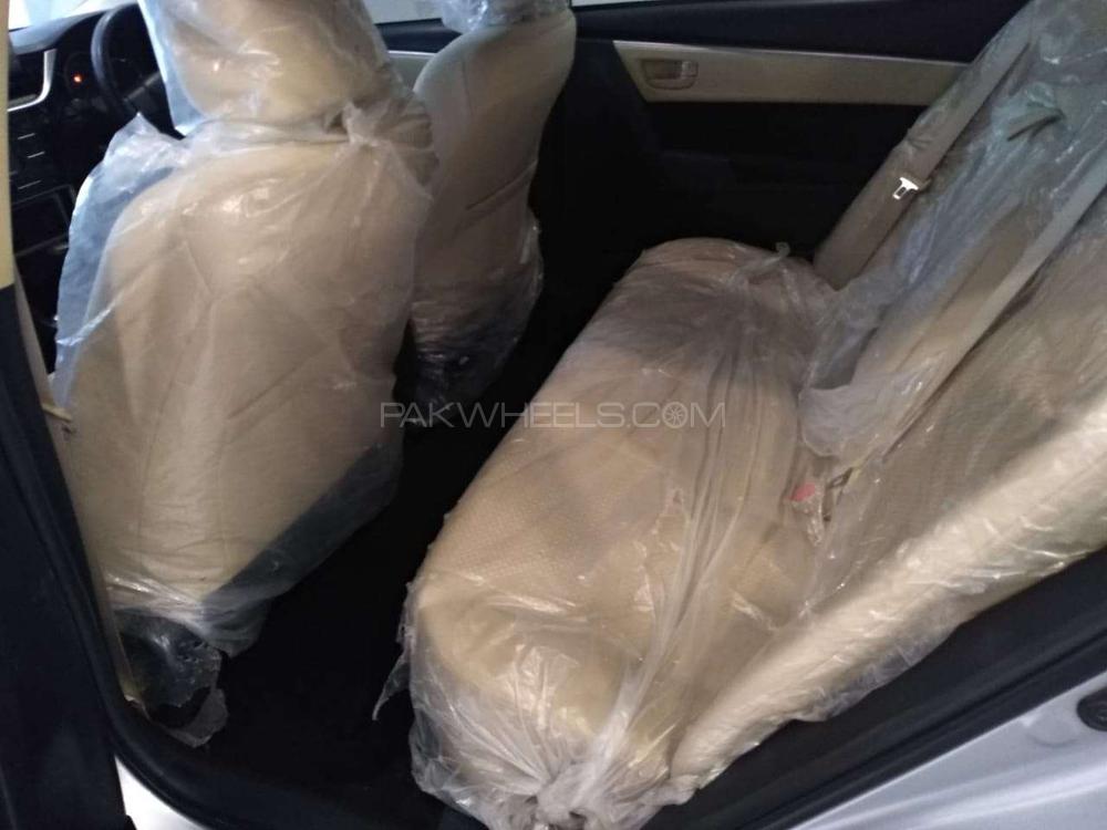 Toyota Corolla 2017 for Sale in Karachi Toyota Corolla 2017 for Sale in Karachi Image-9