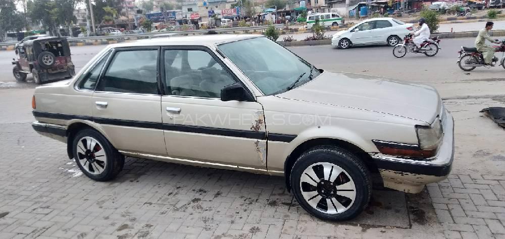 Toyota Corona 1984 for Sale in Dina Image-1