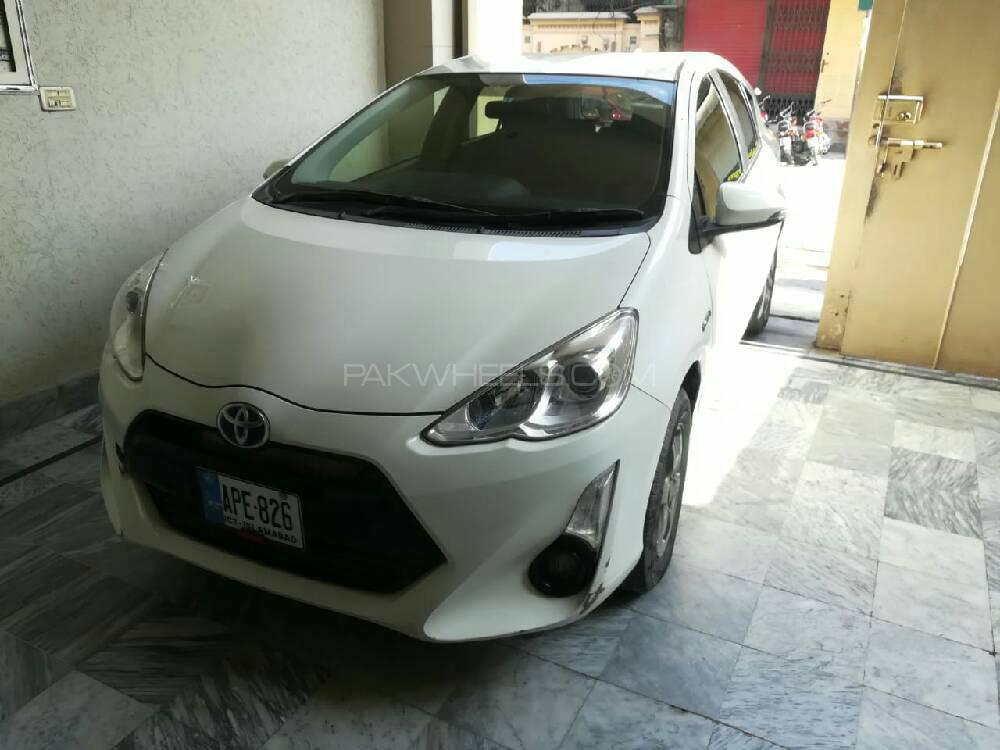 Toyota Aqua 2015 for Sale in Lahore Toyota Aqua 2015 for Sale in Lahore Image-8
