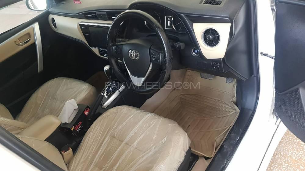 Toyota Corolla 2018 for Sale in Peshawar Toyota Corolla 2018 for Sale in Peshawar Image-5
