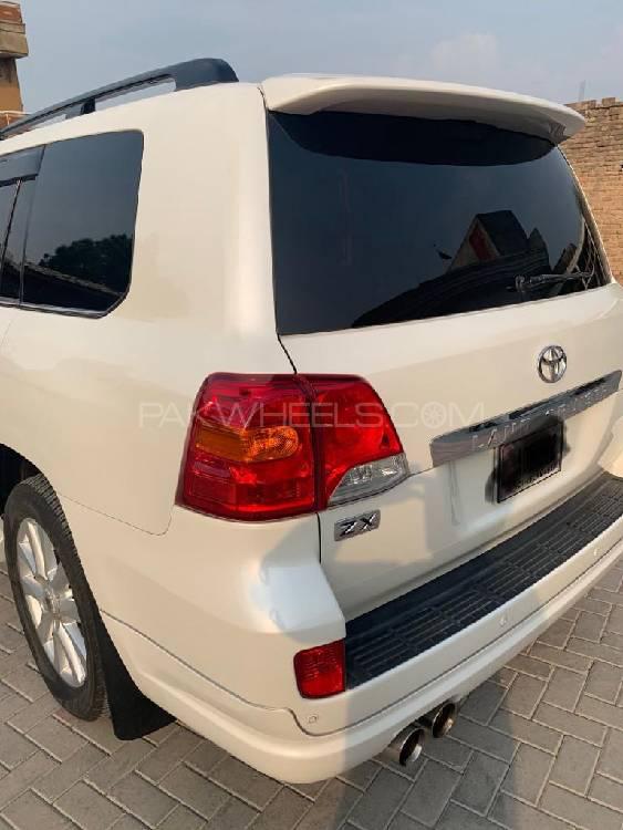 Toyota Land Cruiser 2012 for Sale in Taxila Toyota Land Cruiser 2012 for Sale in Taxila Image-3