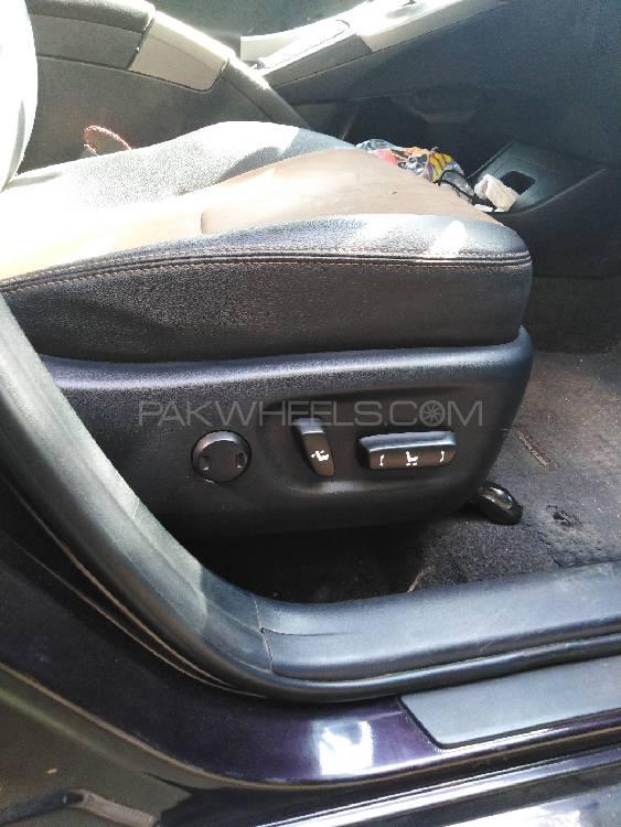 Toyota Prius 2014 for Sale in Karachi Toyota Prius 2014 for Sale in Karachi Image-3