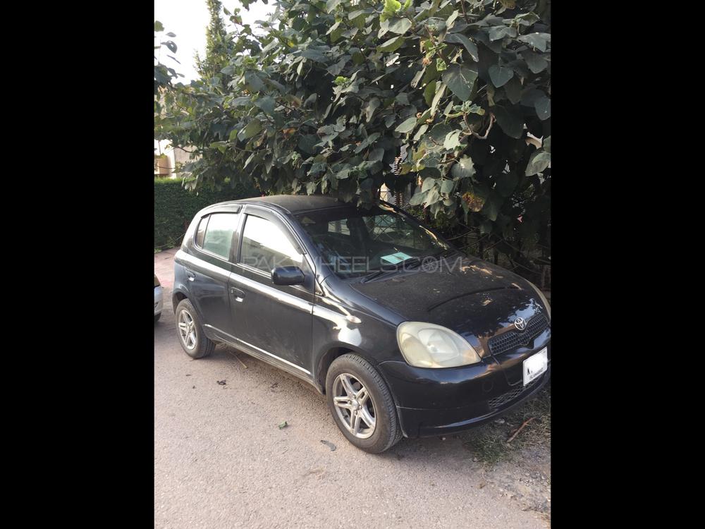 Toyota Yaris 2001 for Sale in Islamabad Image-1