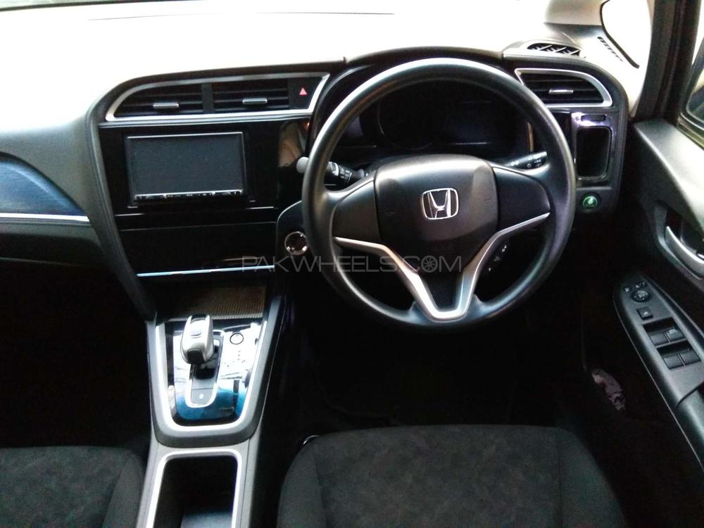 Honda Fit 2017 for Sale in Lahore Honda Fit 2017 for Sale in Lahore Image-6