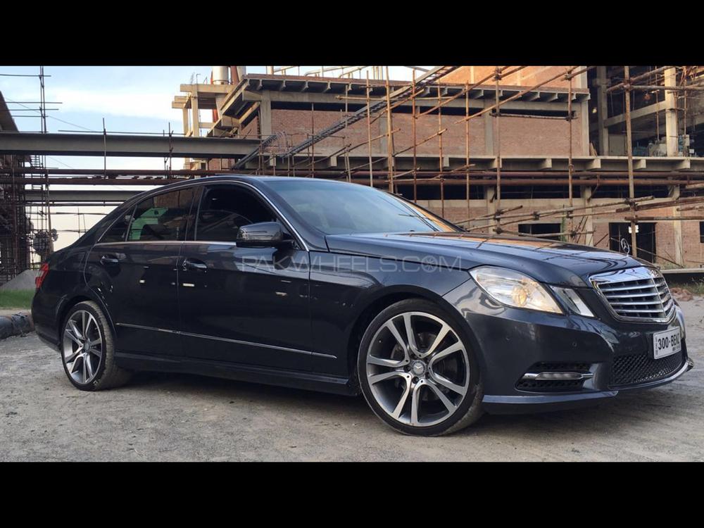 Mercedes Benz E Class 2012 for Sale in Faisalabad Mercedes Benz E Class 2012 for Sale in Faisalabad Image-2