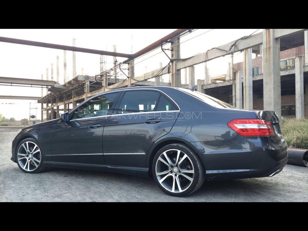 Mercedes Benz E Class 2012 for Sale in Faisalabad Mercedes Benz E Class 2012 for Sale in Faisalabad Image-4