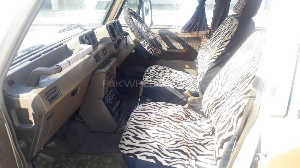 Mitsubishi Pajero 1990 for Sale in Taxila Mitsubishi Pajero 1990 for Sale in Taxila Image-7