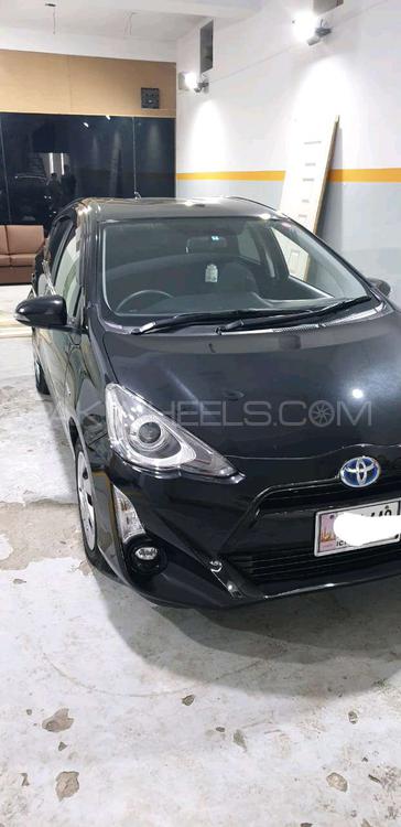 ٹویوٹا اکوا 2015 for Sale in لاہور ٹویوٹا اکوا 2015 for Sale in لاہور Image-2