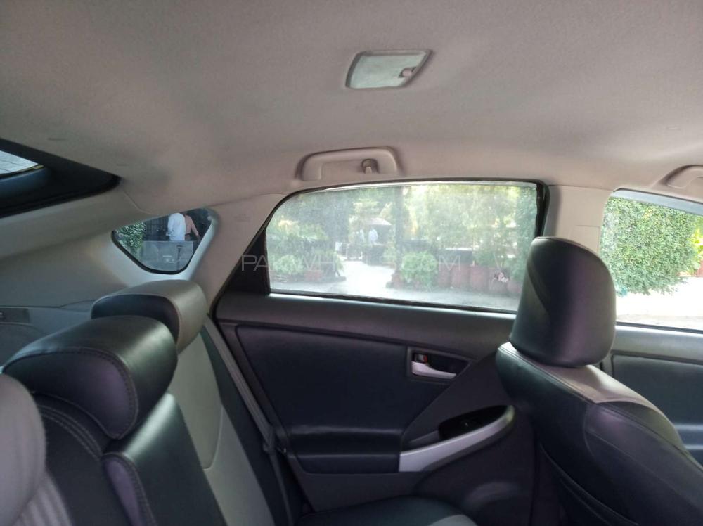 Toyota Prius 2011 for Sale in Islamabad Toyota Prius 2011 for Sale in Islamabad Image-7