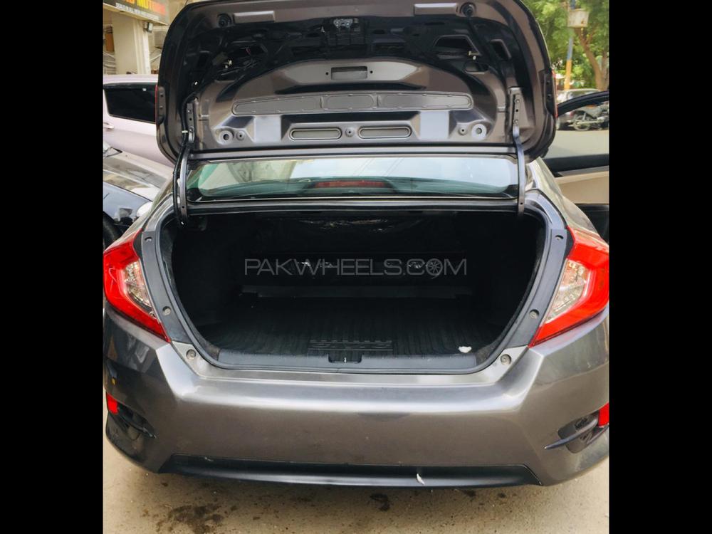Honda Civic 2018 for Sale in Karachi Honda Civic 2018 for Sale in Karachi Image-3