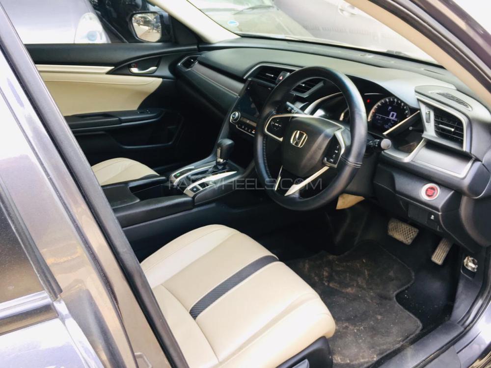 Honda Civic 2018 for Sale in Karachi Honda Civic 2018 for Sale in Karachi Image-6