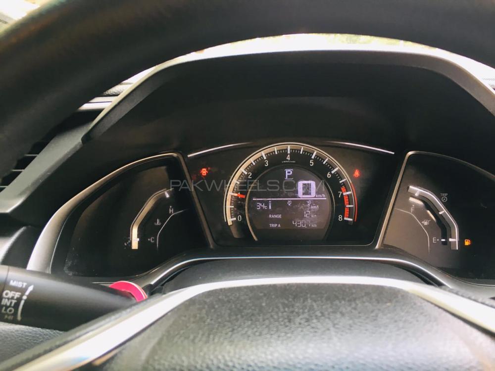 Honda Civic 2018 for Sale in Karachi Honda Civic 2018 for Sale in Karachi Image-8