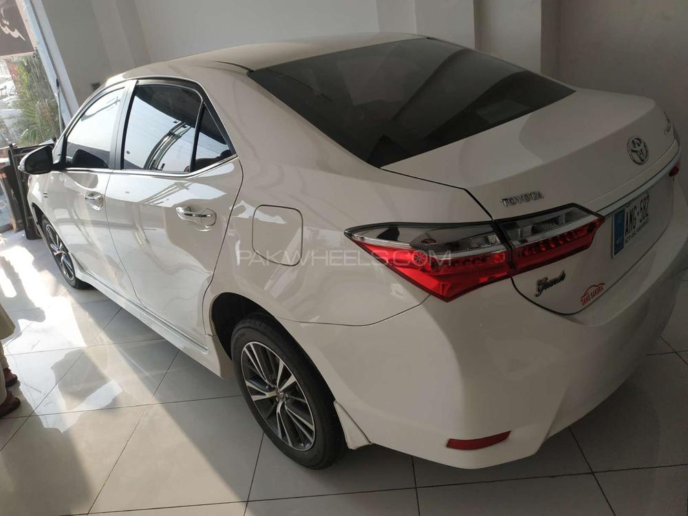 Toyota Corolla 2019 for Sale in Peshawar Toyota Corolla 2019 for Sale in Peshawar Image-2