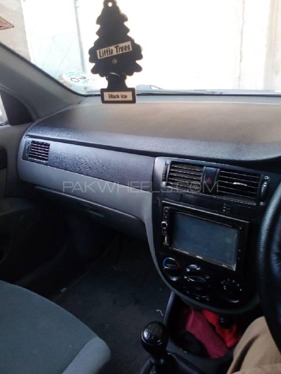 Chevrolet Optra 2005 for Sale in Peshawar Chevrolet Optra 2005 for Sale in Peshawar Image-5