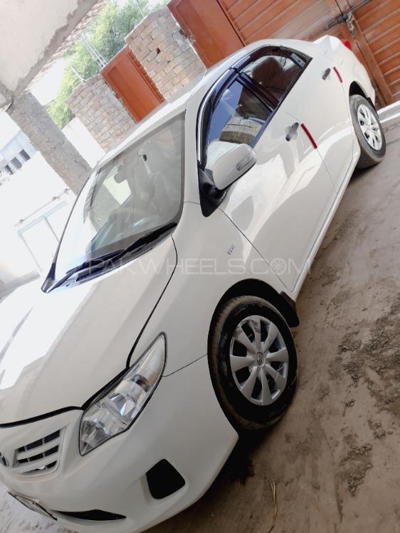 Toyota Corolla 2014 for Sale in Hasilpur Image-1
