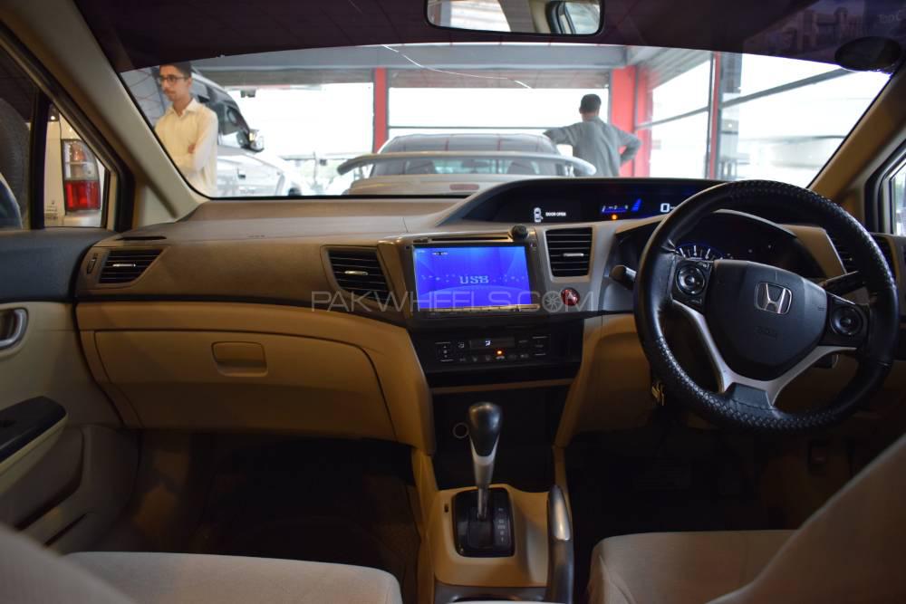 Honda Civic 2013 for Sale in Peshawar Honda Civic 2013 for Sale in Peshawar Image-7