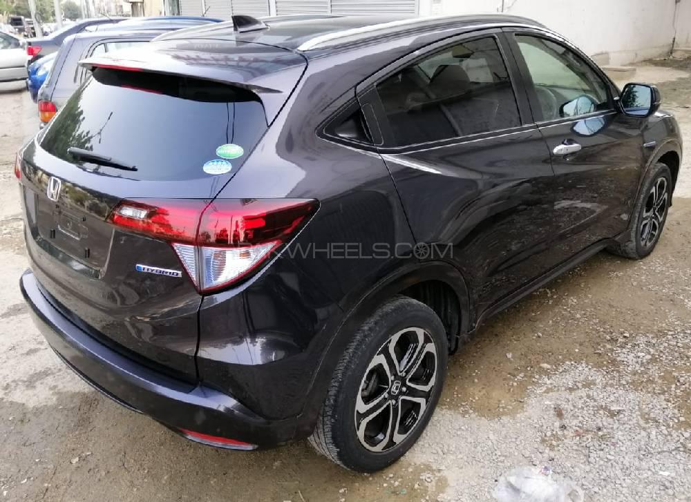Honda Vezel 2014 for Sale in Karachi Honda Vezel 2014 for Sale in Karachi Image-4