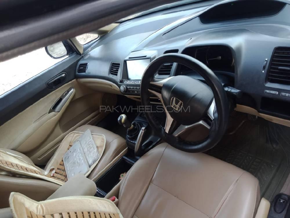Honda Civic 2010 for Sale in Bahawalnagar Honda Civic 2010 for Sale in Bahawalnagar Image-4
