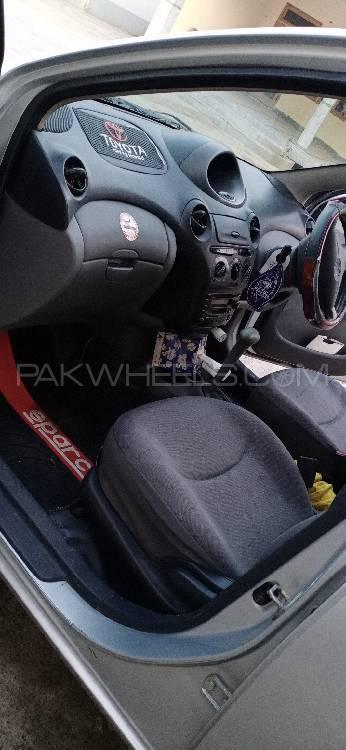 Toyota Vitz 2000 for Sale in Mardan Toyota Vitz 2000 for Sale in Mardan Image-8