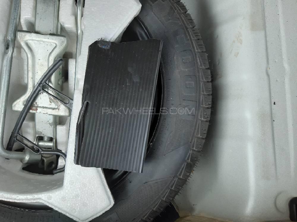 Suzuki Cultus 2017 for Sale in Lahore Suzuki Cultus 2017 for Sale in Lahore Image-10