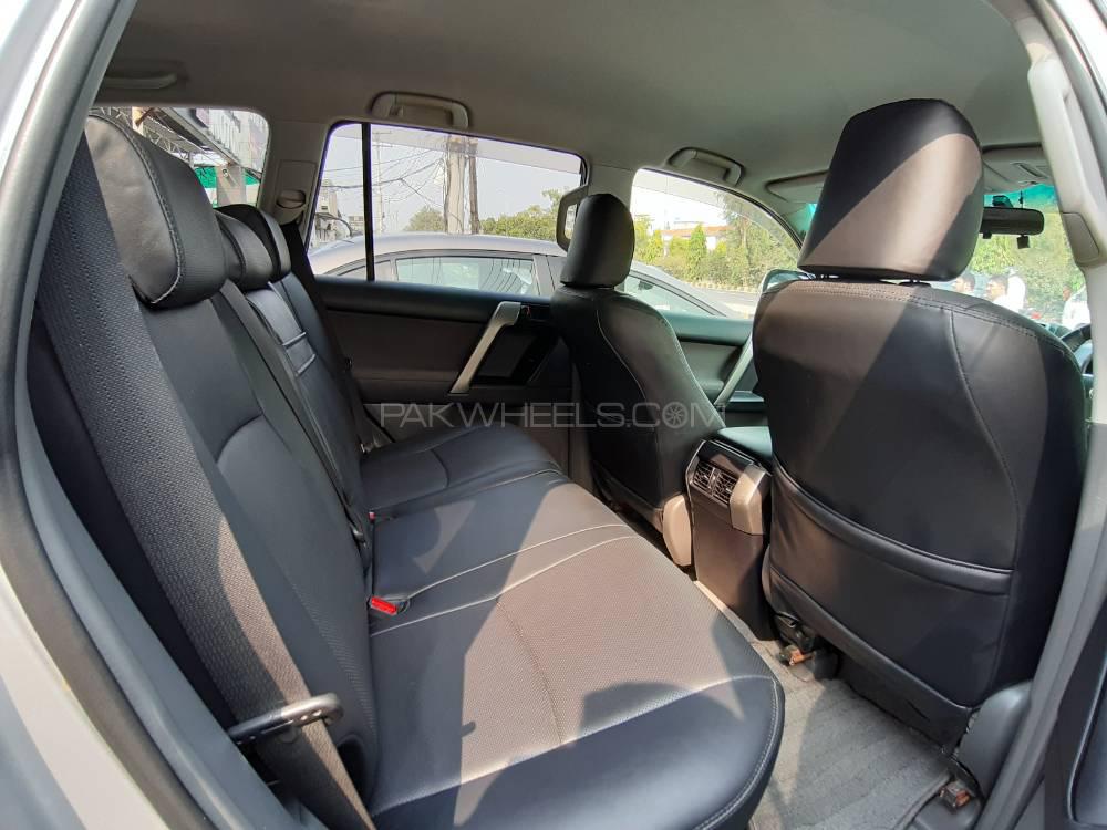 Toyota Prado 2010 for Sale in Lahore Toyota Prado 2010 for Sale in Lahore Image-7