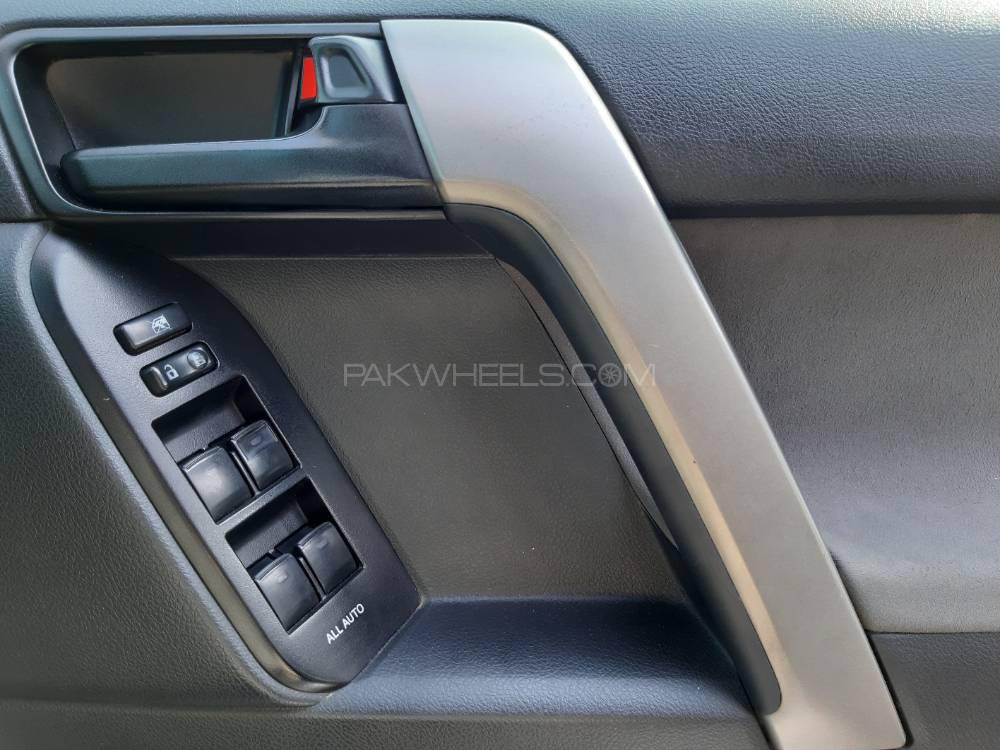 Toyota Prado 2010 for Sale in Lahore Toyota Prado 2010 for Sale in Lahore Image-15