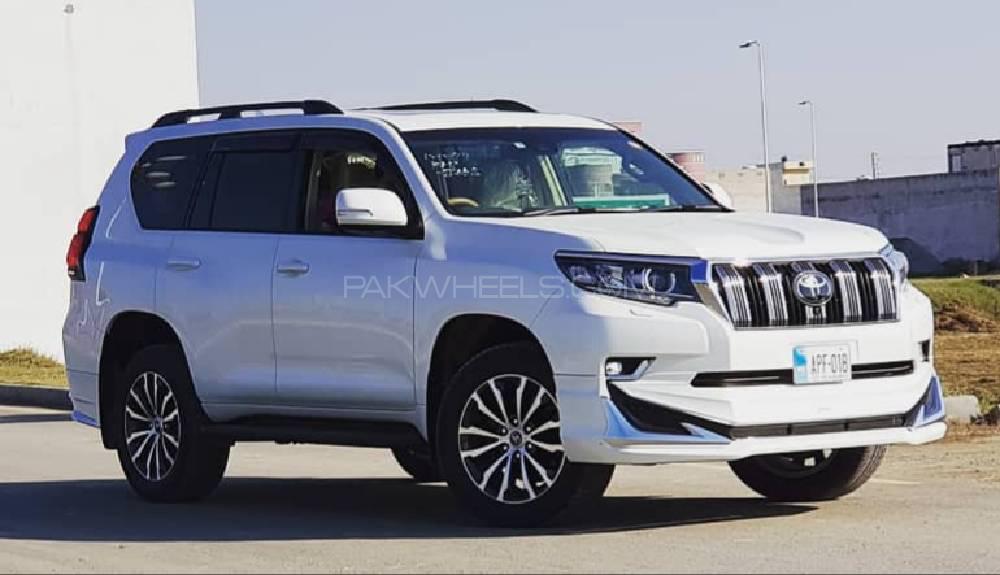Toyota Prado 2017 for Sale in Sialkot Image-1