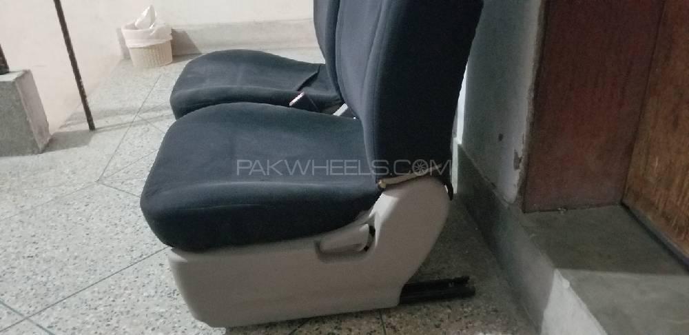 Suzuki WagonR Seats Image-1