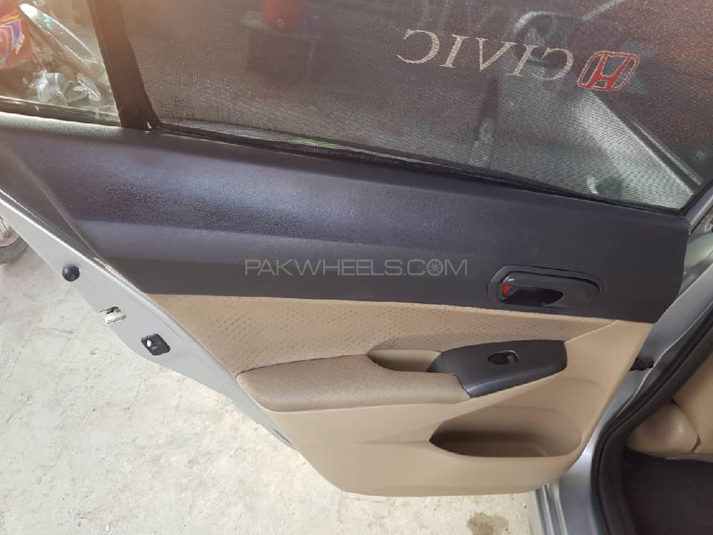 Honda Civic 2011 for Sale in Jaranwala Honda Civic 2011 for Sale in Jaranwala Image-5