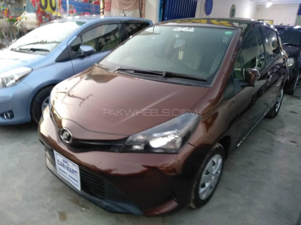 Toyota Vitz 2015 for Sale in Bahawalpur Toyota Vitz 2015 for Sale in Bahawalpur Image-2