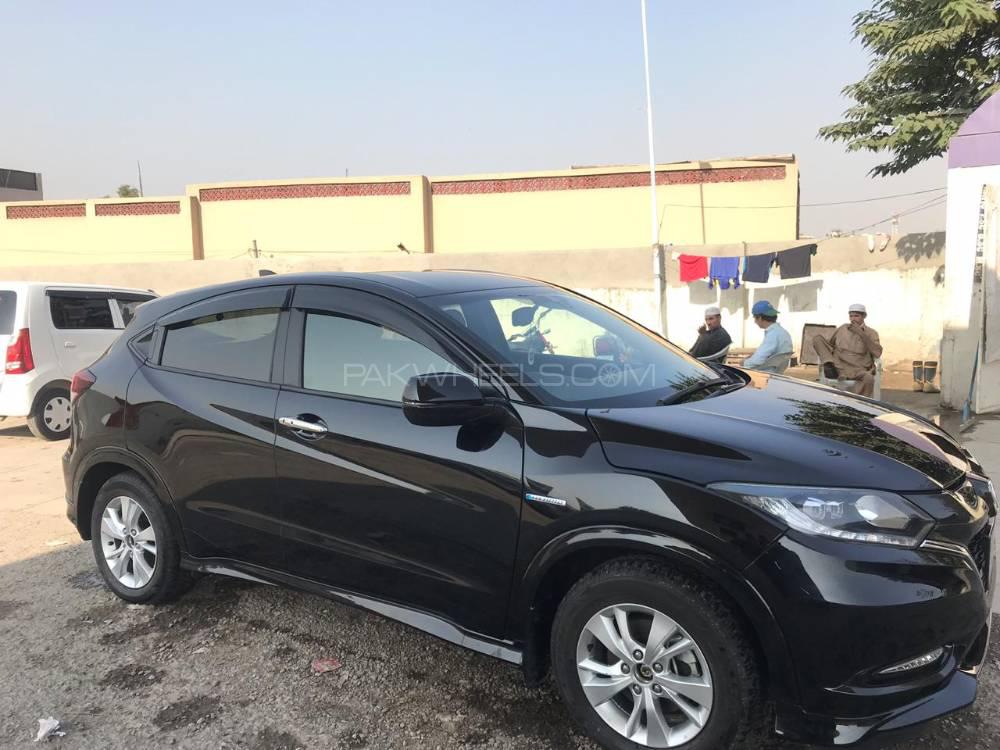 Honda Vezel 2017 for Sale in Islamabad Honda Vezel 2017 for Sale in Islamabad Image-8