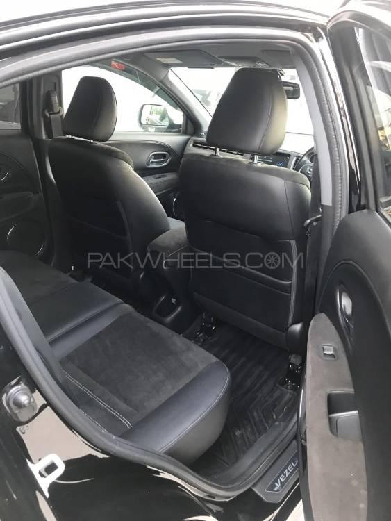 Honda Vezel 2017 for Sale in Islamabad Honda Vezel 2017 for Sale in Islamabad Image-10