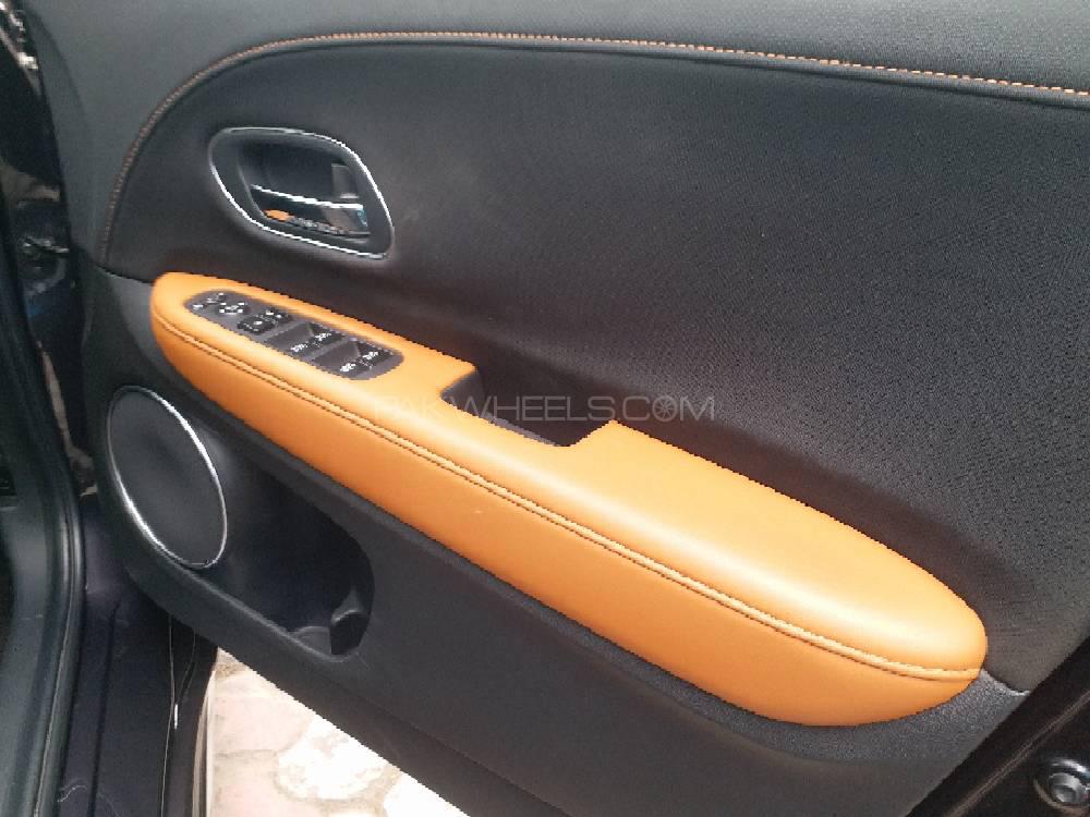 ہونڈا ویزِل 2017 for Sale in لاہور ہونڈا ویزِل 2017 for Sale in لاہور Image-6