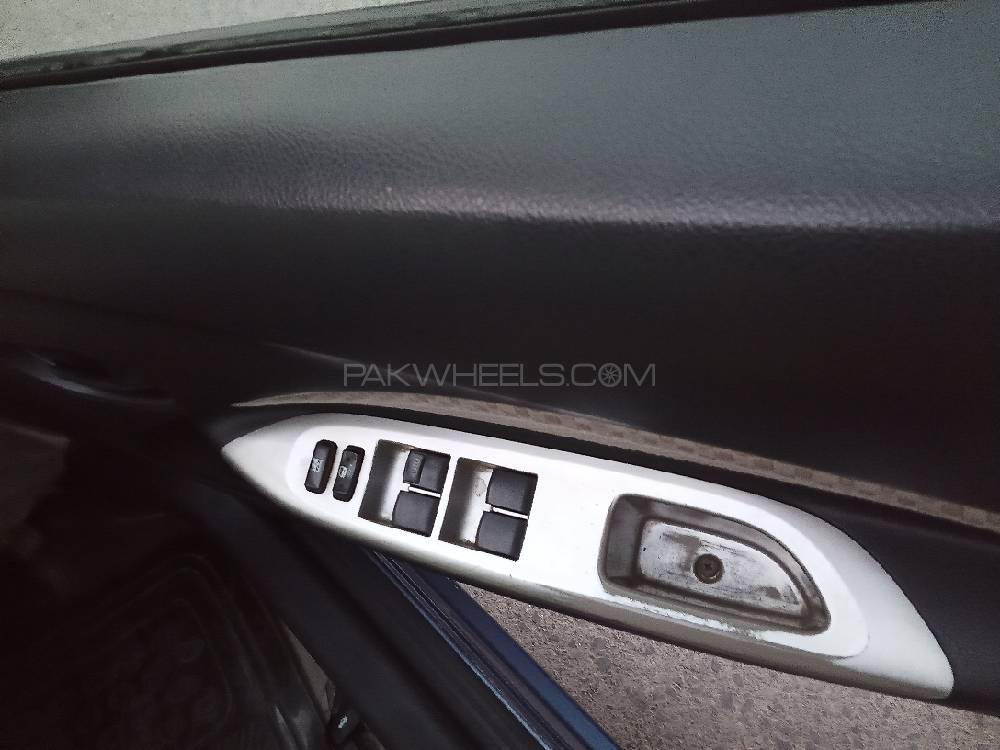 Toyota Belta 2007 for Sale in Lahore Toyota Belta 2007 for Sale in Lahore Image-8