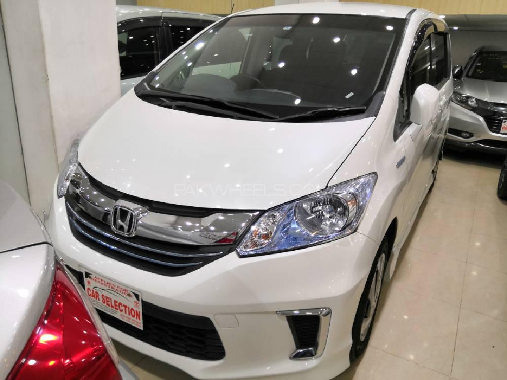 Honda Freed 2014 for Sale in Peshawar Image-1