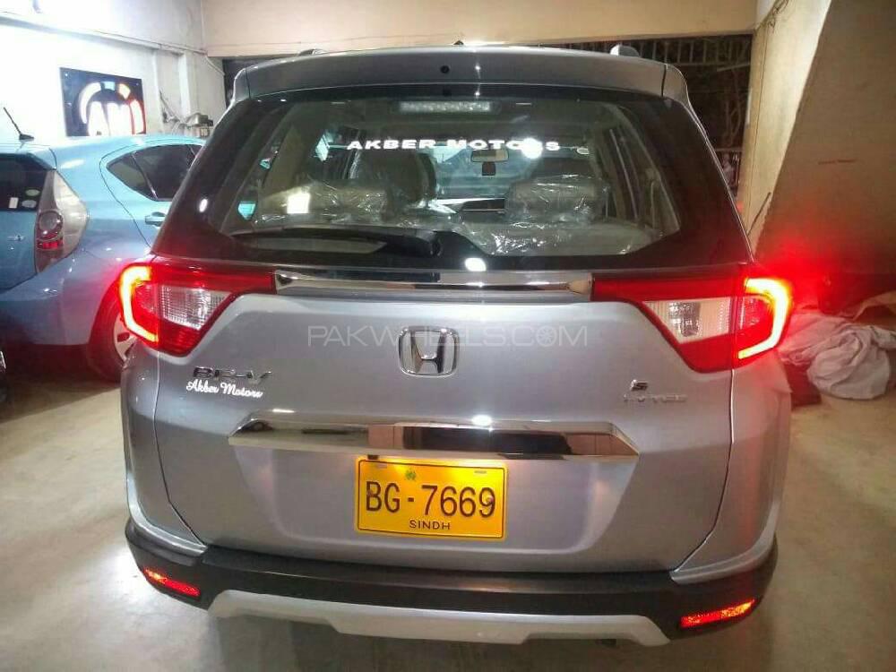 Honda BR-V 2018 for Sale in Karachi Honda BR-V 2018 for Sale in Karachi Image-4