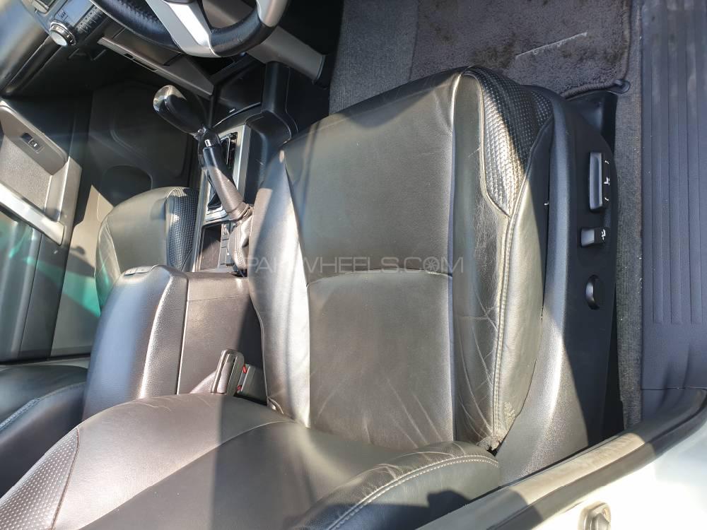 Toyota Prado 2011 for Sale in Lahore Toyota Prado 2011 for Sale in Lahore Image-6