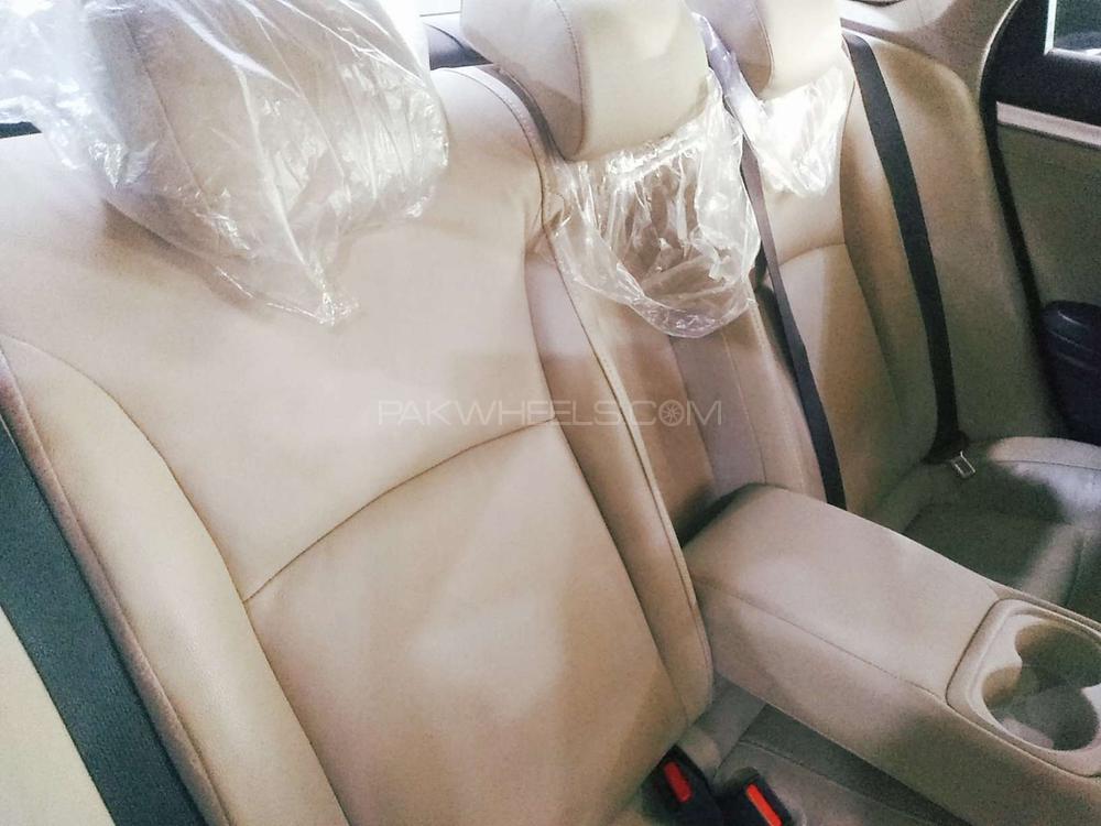 Honda Civic 2018 for Sale in Rawalpindi Honda Civic 2018 for Sale in Rawalpindi Image-13