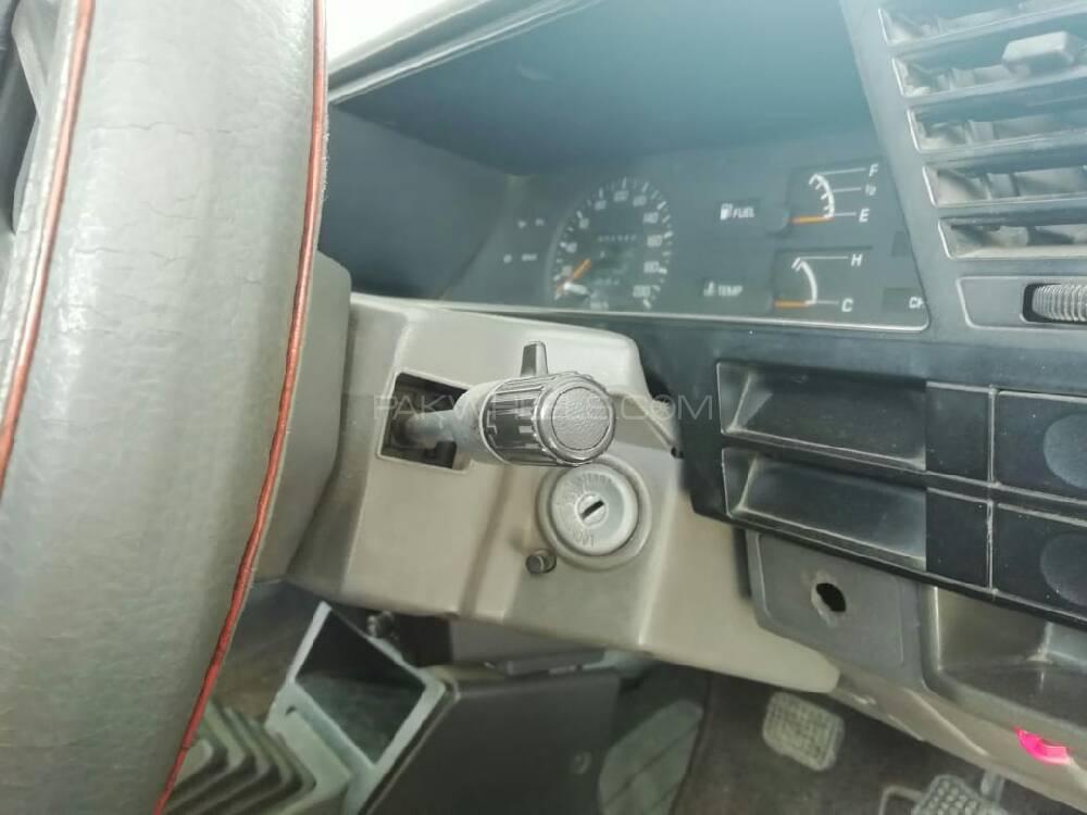 Nissan Sunny 1988 for Sale in Mardan Nissan Sunny 1988 for Sale in Mardan Image-10