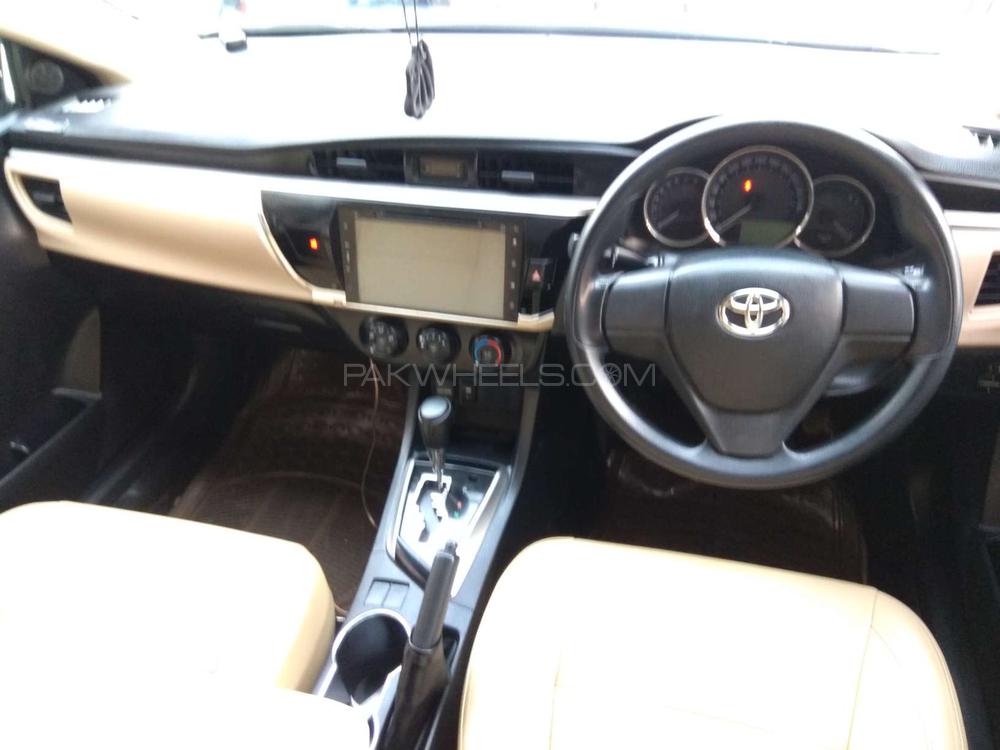 Toyota Corolla 2017 for Sale in Lahore Toyota Corolla 2017 for Sale in Lahore Image-6