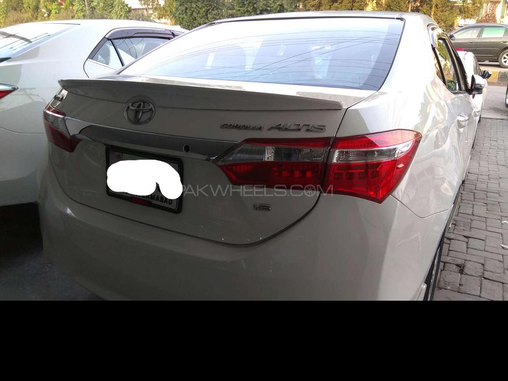 Toyota Corolla 2017 for Sale in Lahore Toyota Corolla 2017 for Sale in Lahore Image-13